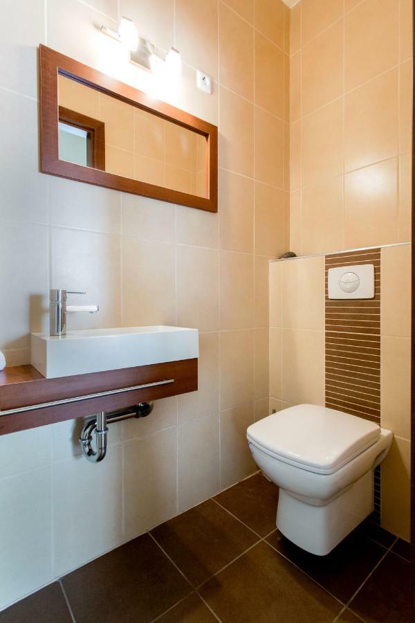 Apartamento Downtown Delight Near The Basilica Budapest Exterior foto